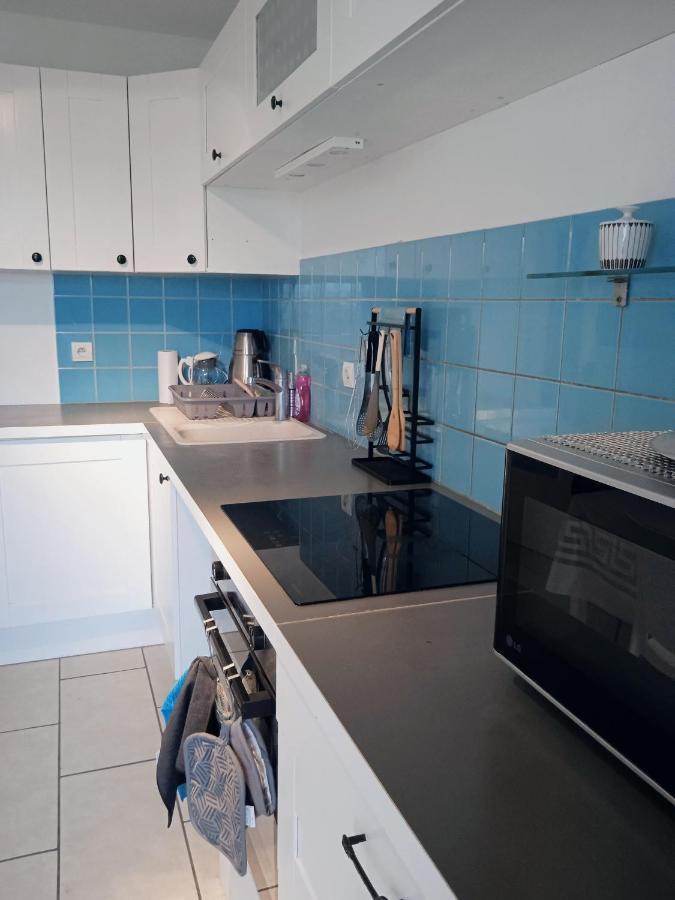 Logement Dans Residence - A 10 Km Du Centre Ville Et A 5 Minute Du Parlement Europeen Avec Parking Gratuit Hoenheim Luaran gambar